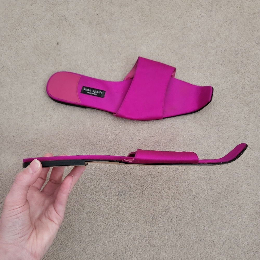 Kate Spade Fuchsia Slides - Picture 2 of 8